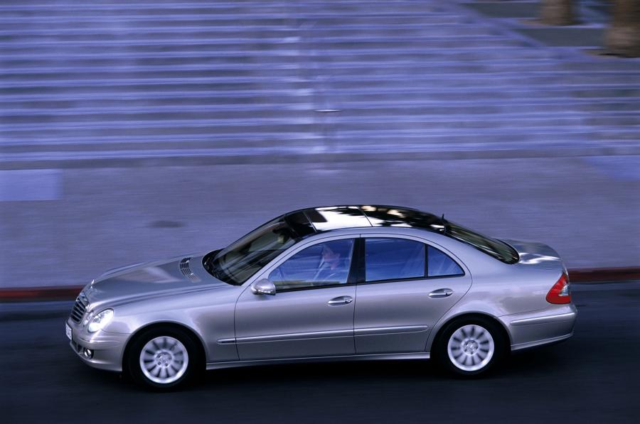  Mercedes-Benz E-Class 2007 года  (фото 74 из 80)